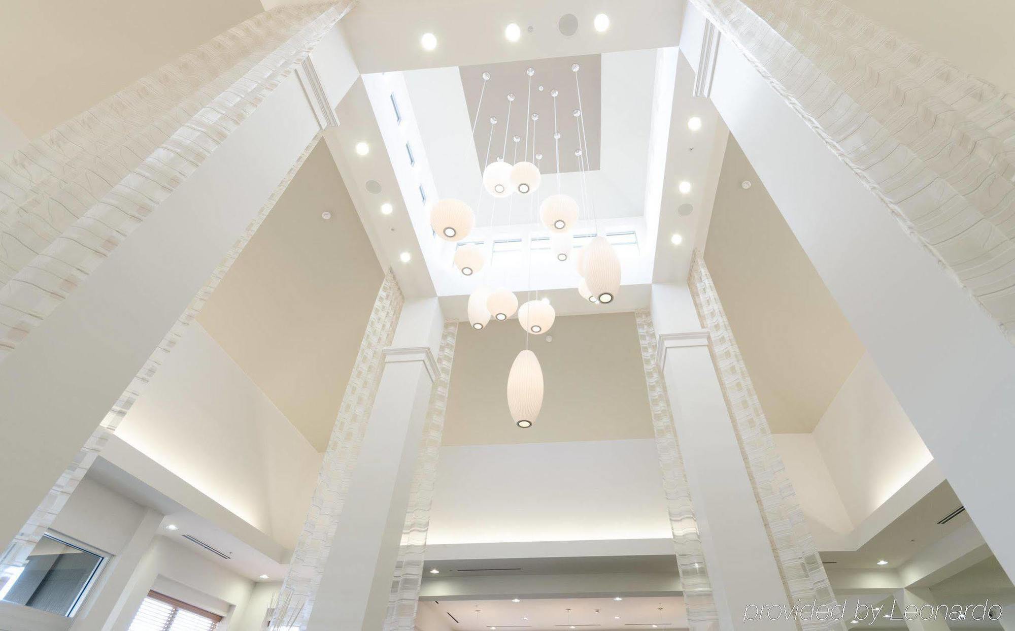 Hilton Garden Hotel 3*